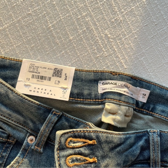 Garage Low Ride Flare Jeans - Picture 3 of 6